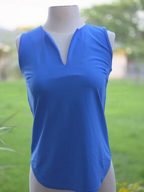 Jude Connally Sleeveless Notch-Neck Tank in Bright Blue